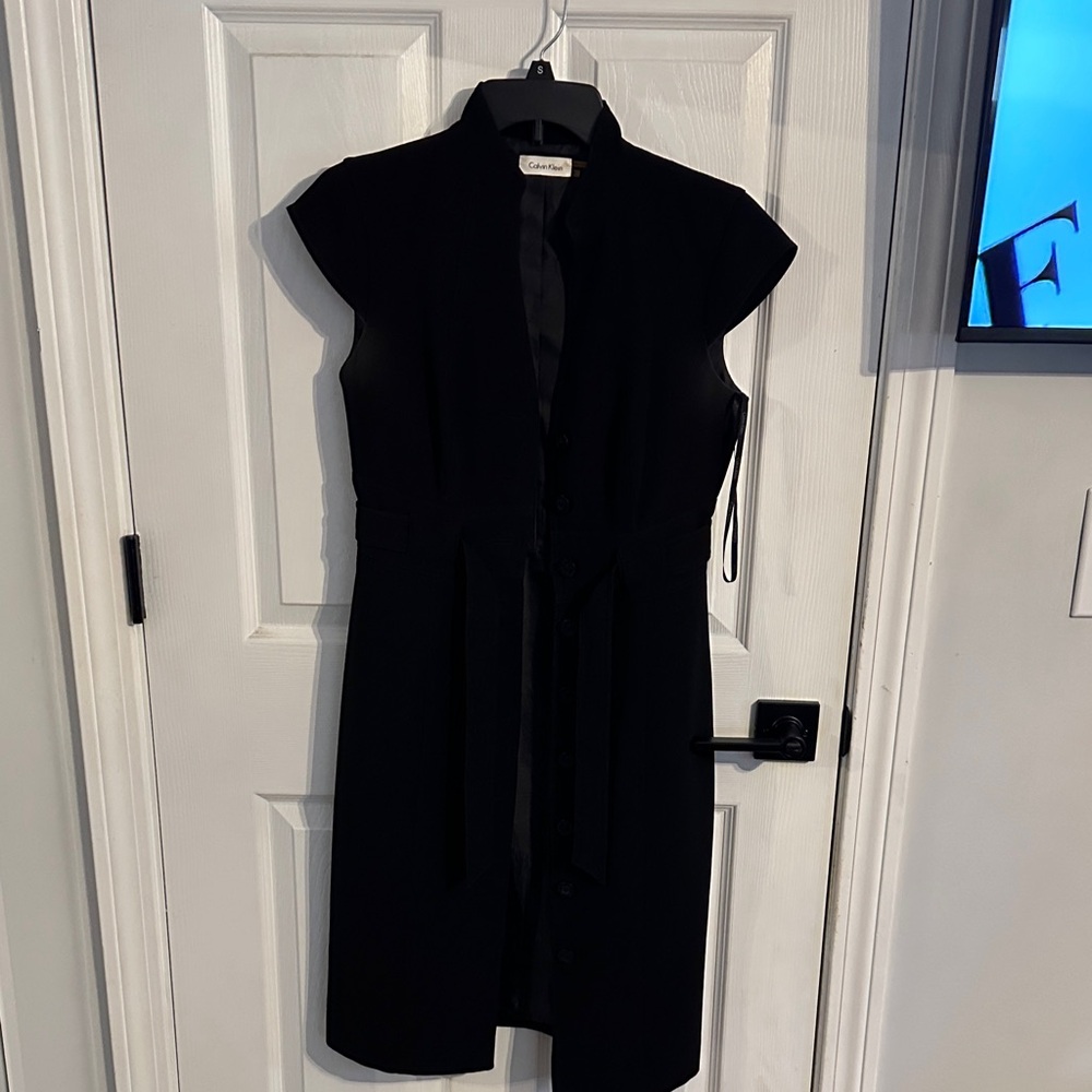 Calvin Klein Black Cap-Sleeve Midi Shirt Dress